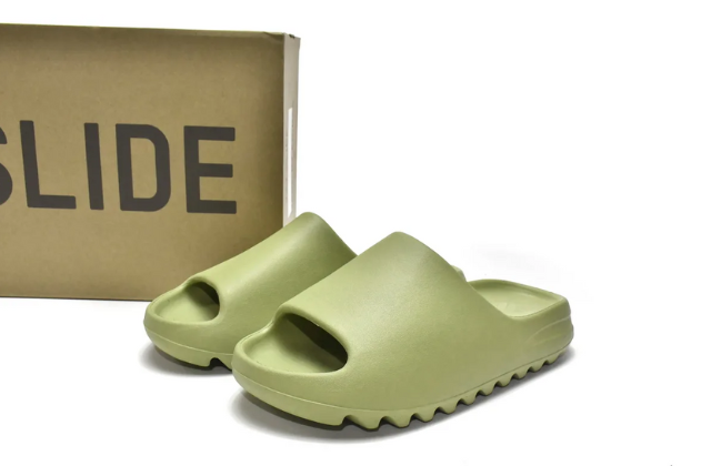 adidas Yeezy Slide Resin (1)