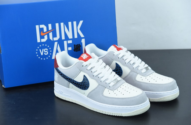 _Nike Air Force 1 Low SP Undefeated 5 On It Dunk vs- AF1 (5)