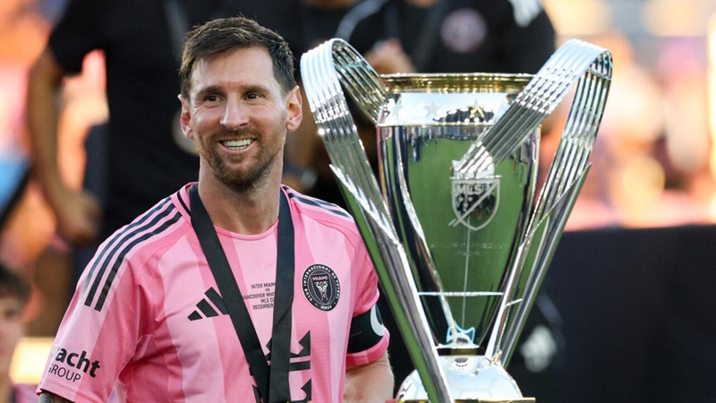 2025-12-06T232927Z-353240218-MT1USATODAY27758113-RTRMADP-3-MLS-2025-MLS-CUP-VANCOUVER-WHITECAPS-FC-AT-INTER-MIAMI-CF