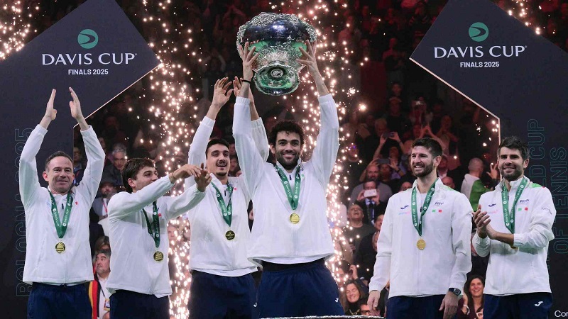 copa-davis-2025-italia-trofeo