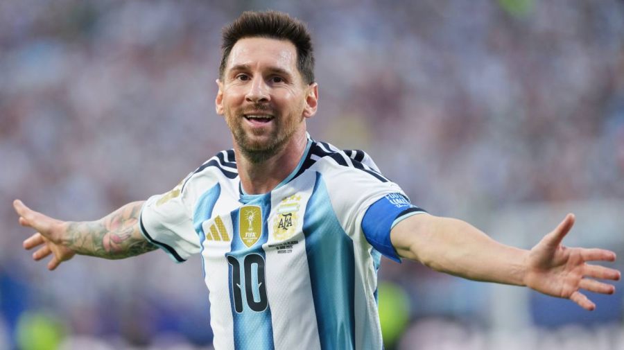lionel-messi-en-partido-de-argentina-vs-argelia-16062026-2262412